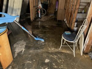 Water extraction from flooded basement